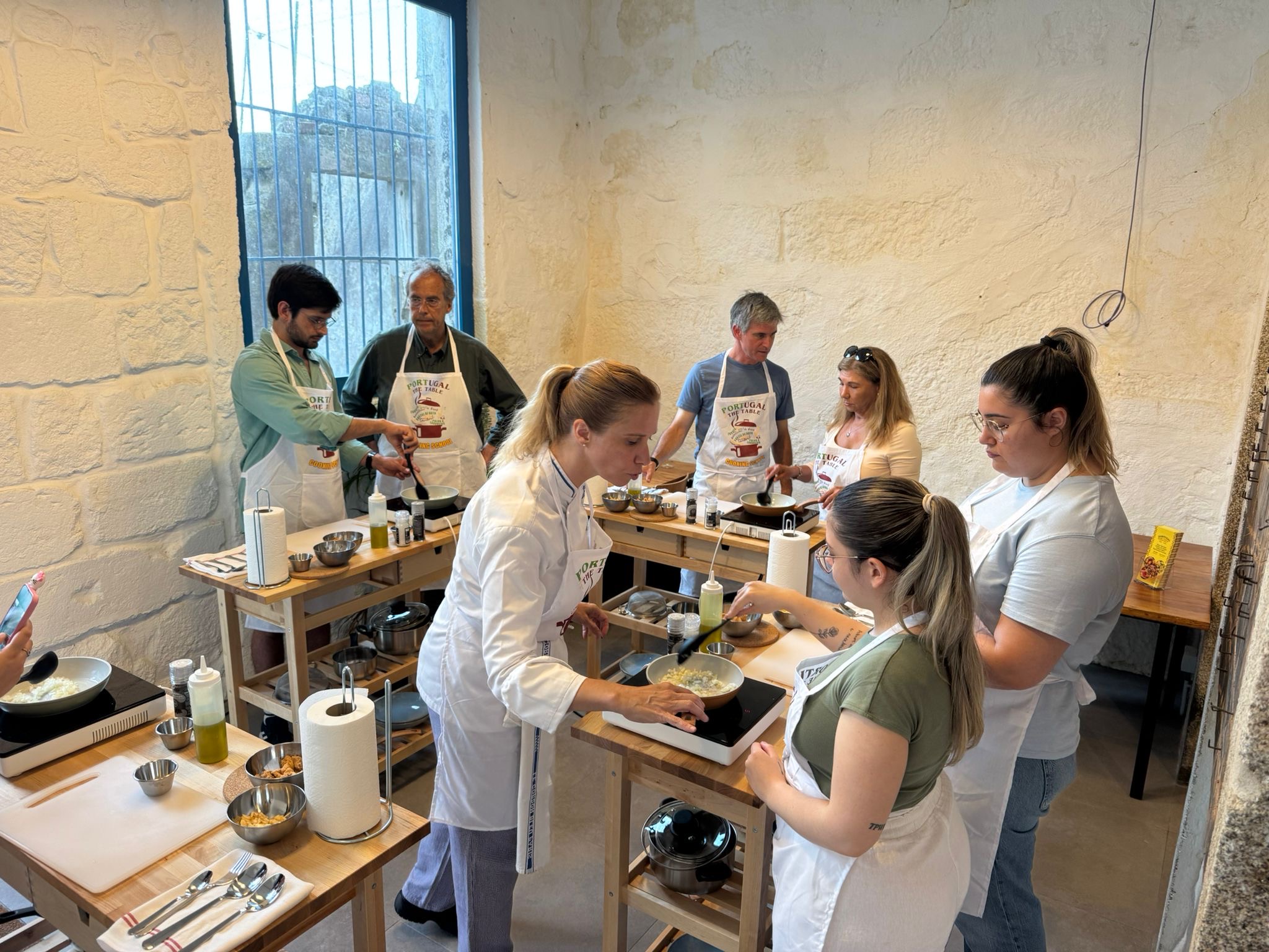 Portugal-at-the-table.com Cooking Class! Amazing environment